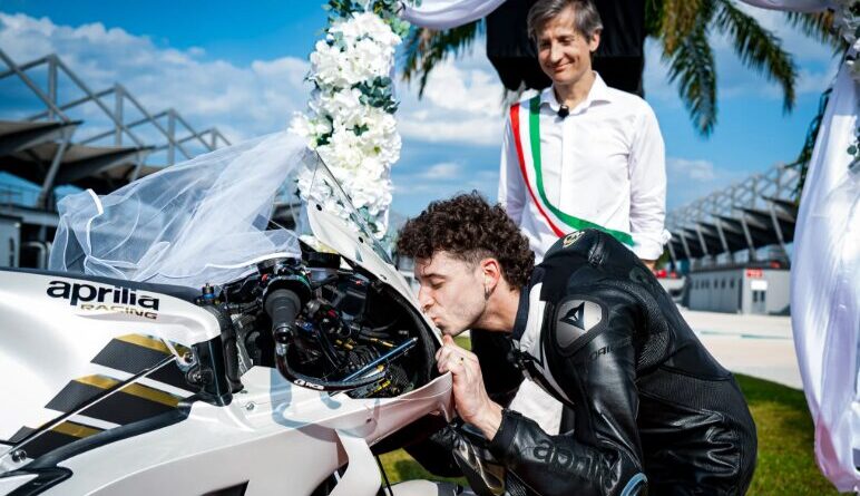 kontrak Marco Bezzecchi Aprilia